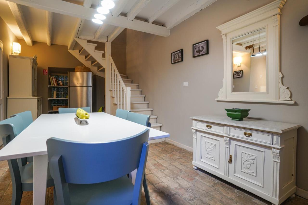 Deluxe Apartment Casa Flores With Sea View & Terrace Rovinj Luaran gambar